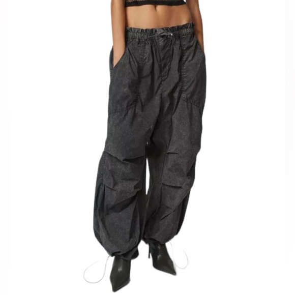 Urban Outfitters Pants - OU Nylon Baggy Pant Sloan Cargo Utility Gorpcore Urban Outfitters Exclusive New